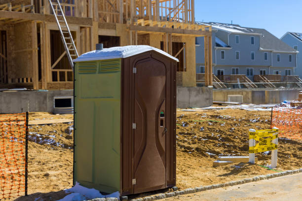 Portable Toilet Options We Offer in Lagrange, OH